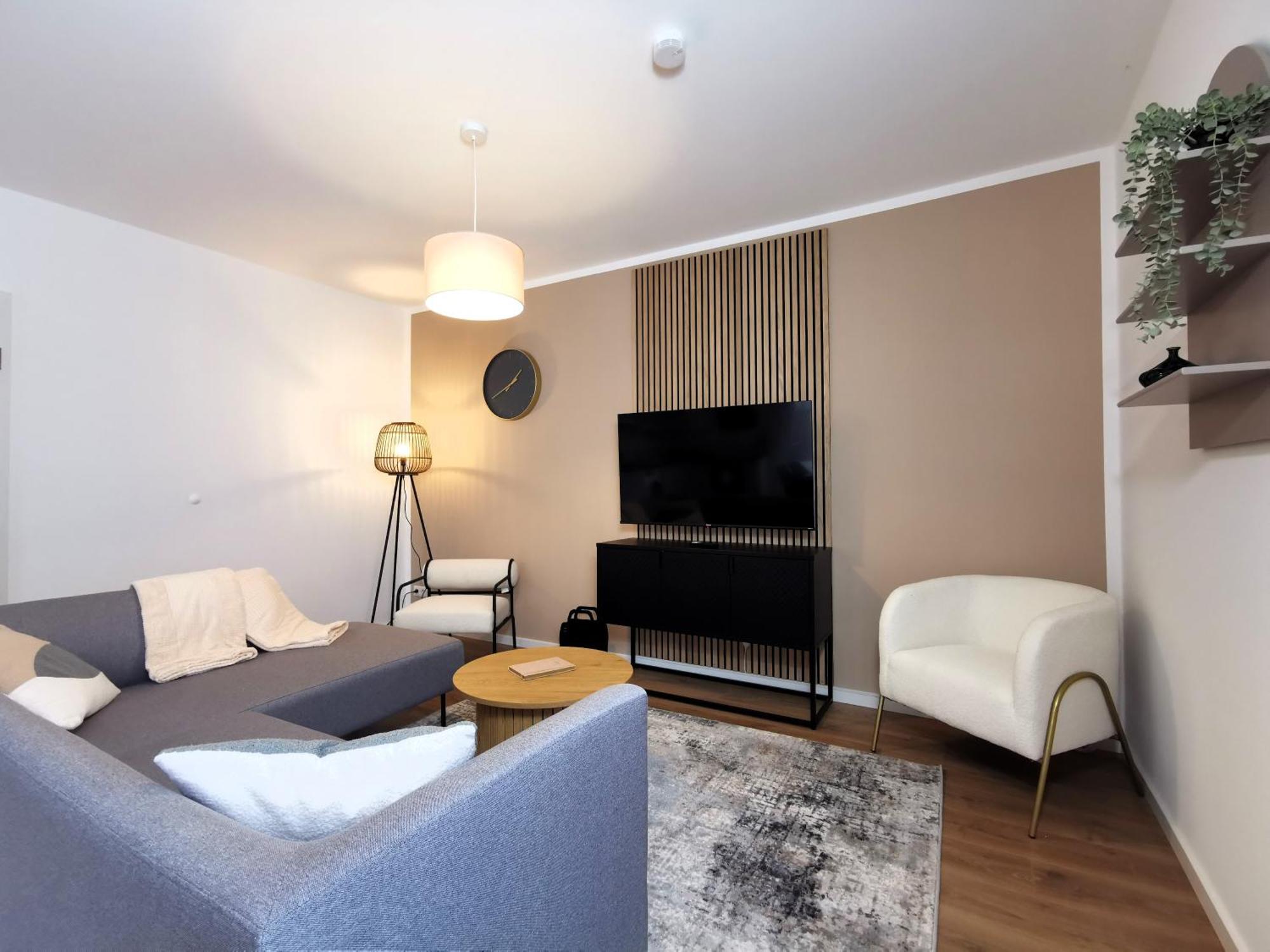 Bohnapartments Haus Zocheblick - 2 Kostenlose Parkplaetze - Sehr Ruhig - 4 Schlafzimmer - Neubau - Vollausstattung - Wlan Hoppegarten Exterior foto