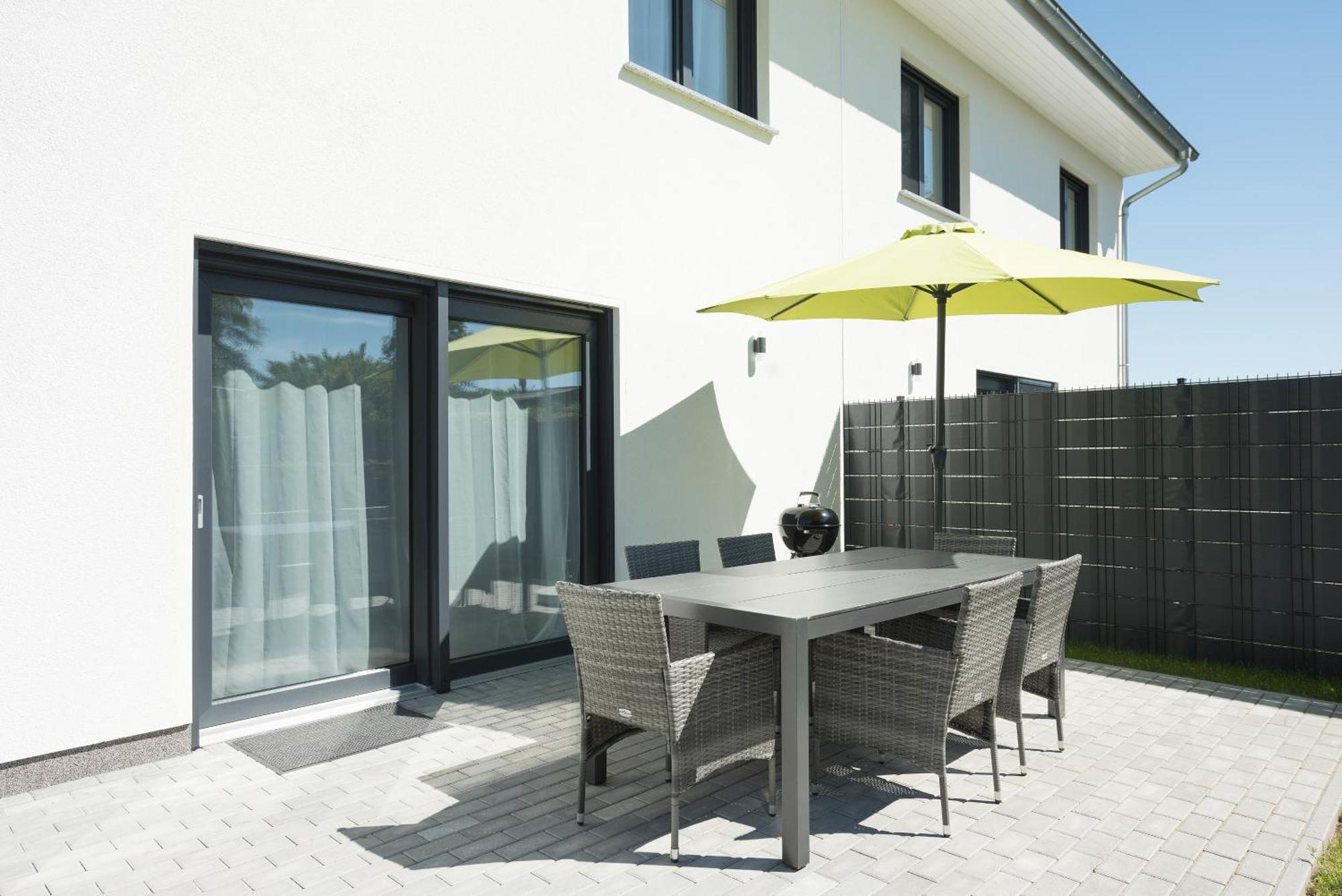 Bohnapartments Haus Zocheblick - 2 Kostenlose Parkplaetze - Sehr Ruhig - 4 Schlafzimmer - Neubau - Vollausstattung - Wlan Hoppegarten Exterior foto